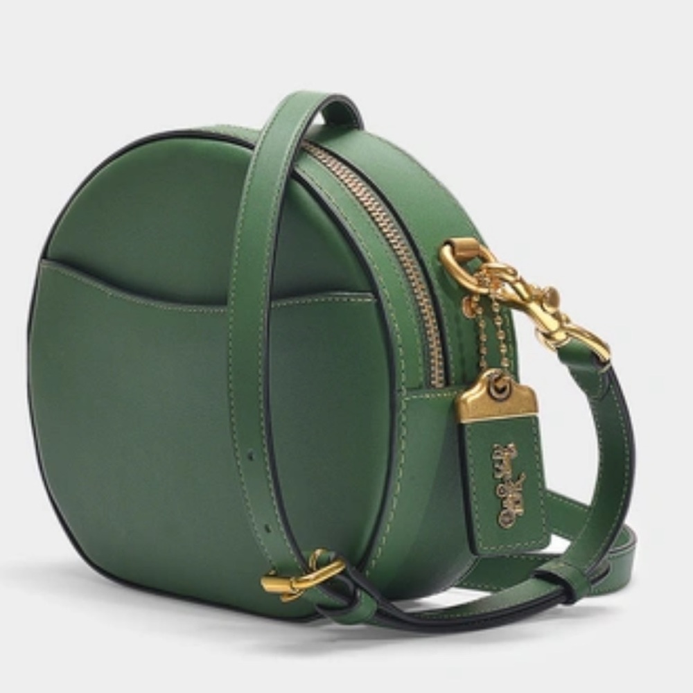 EUC Coach 1941 Canteen